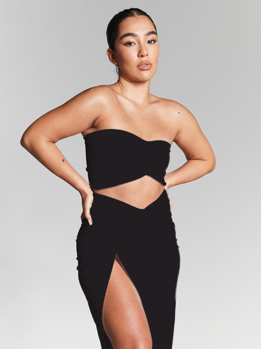 Lisa Black Multiway Pleated Bandeau Top