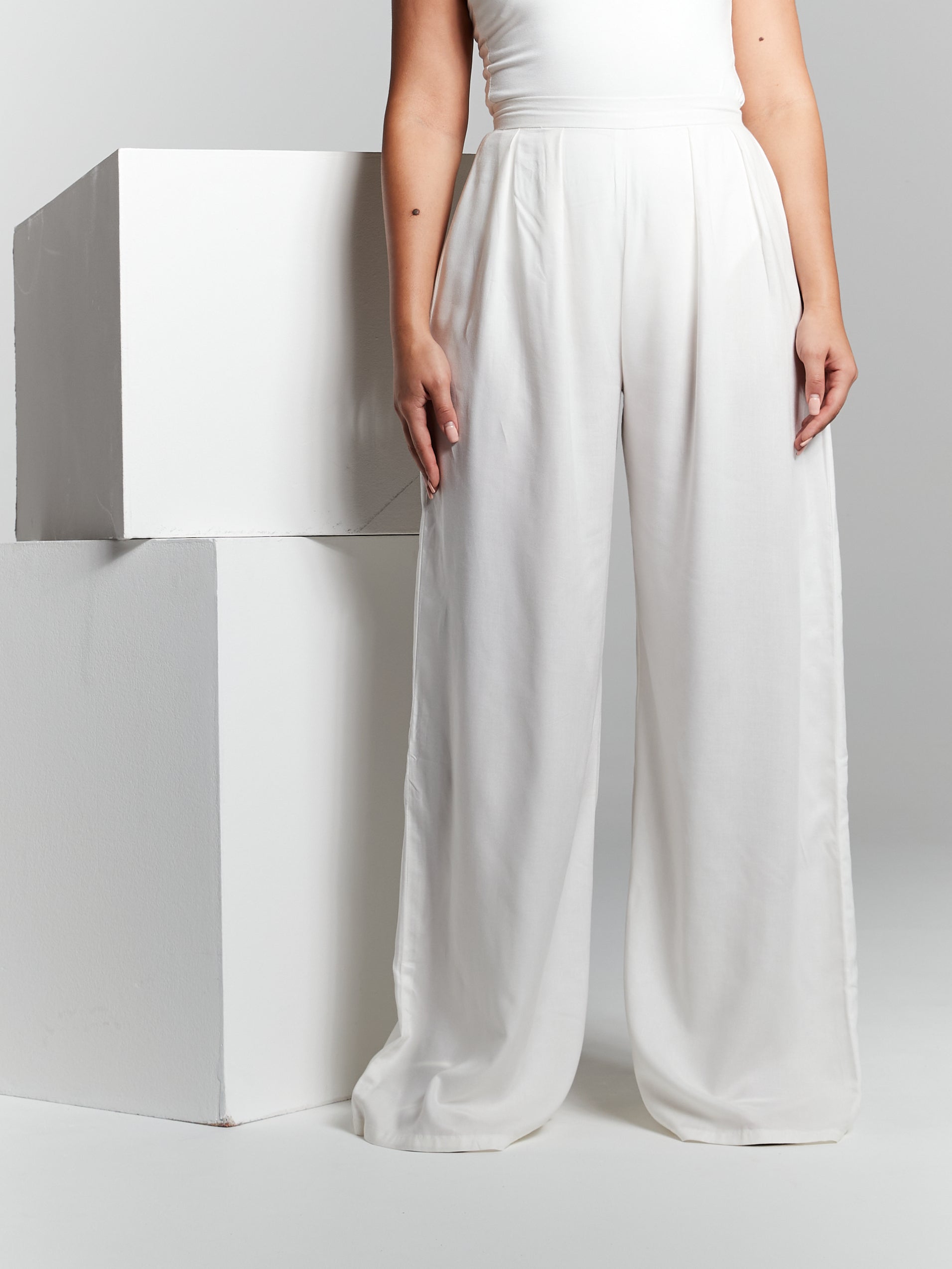 Ivory Recycled Pleated Wide Leg Trouser – InFlair